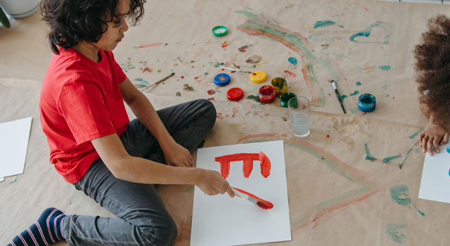 Potencia las habilidades de tu hijo a través de la pintura
